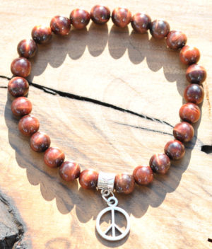 Armkette Tigerauge rot mit Anhänger Metall Peace & Love