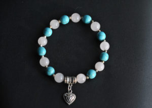 Armkette Magnesit blau & Rosenquarz mit Herz