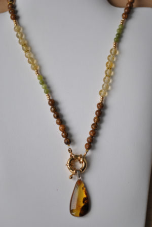 Jade, Elefantenhaut Jaspis, Citrin / Langehalskette mit Bernstein