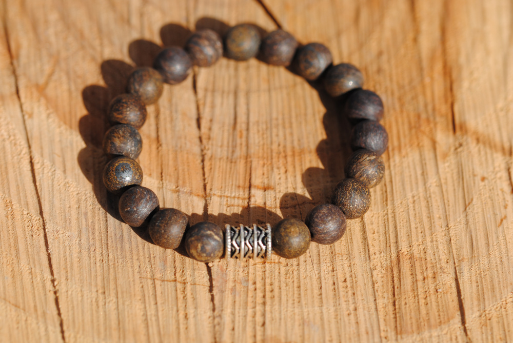 Bronzit (Ferro-Enstatit)