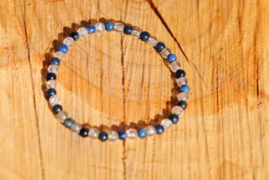 Dumortierit "Take easy" Stein und Bergkristall